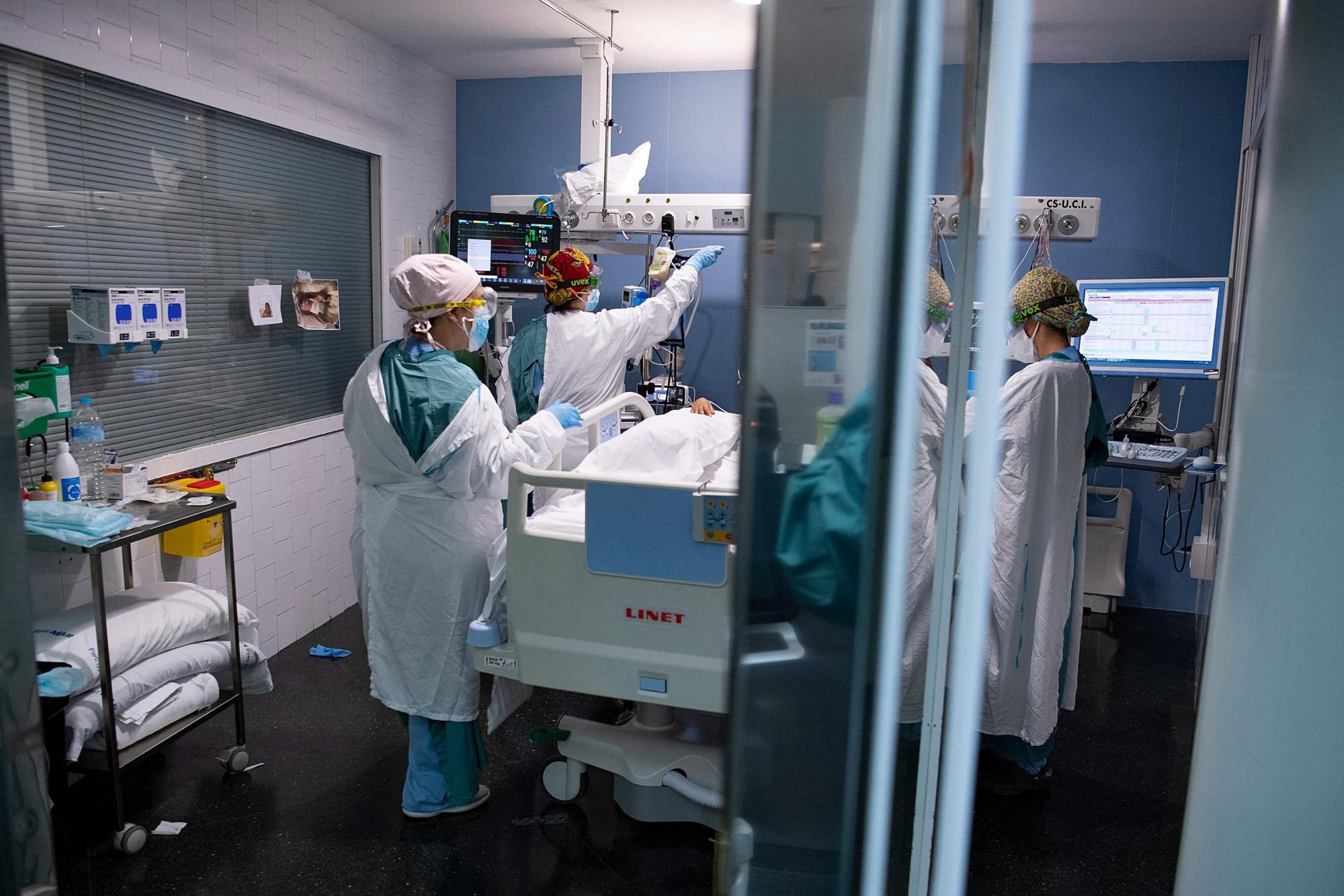 (外代一线)直击:西班牙的新冠重症病房