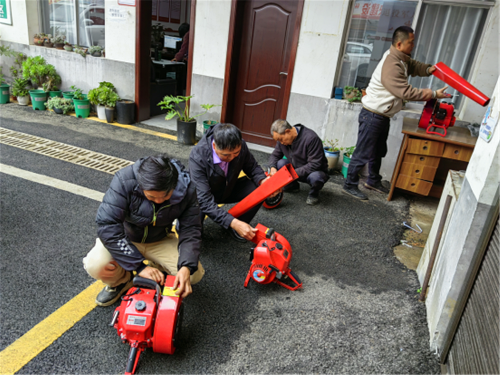 磨刀不誤砍柴工!清鎮市紅楓湖鎮開展森林防滅火器械日常維護保養工作