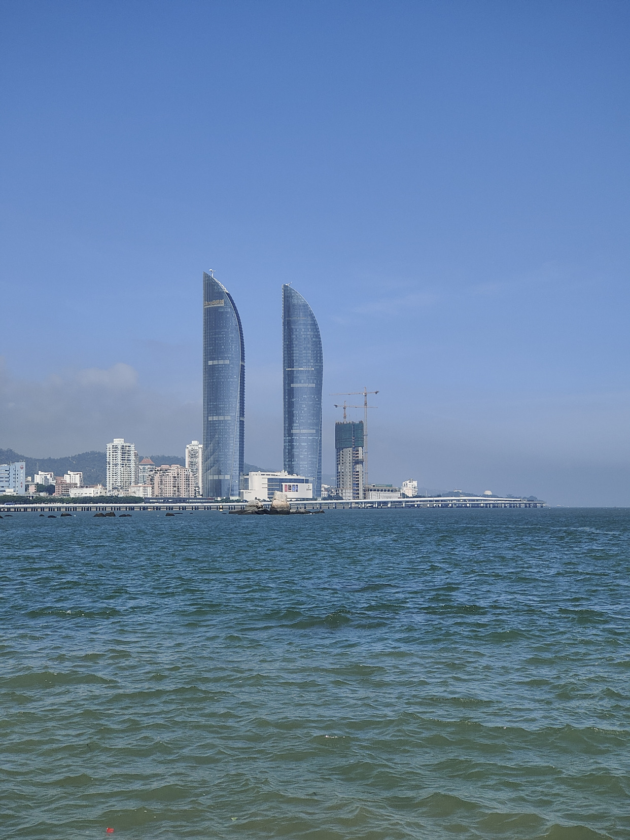 各种角度欣赏厦门地标建筑双子塔