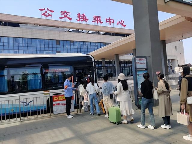 进出日照旅客340827人次!