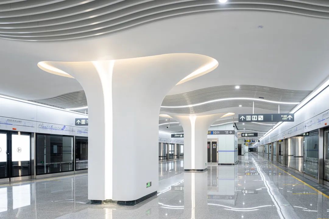 官宣11月28日19号线二期开通初期运营