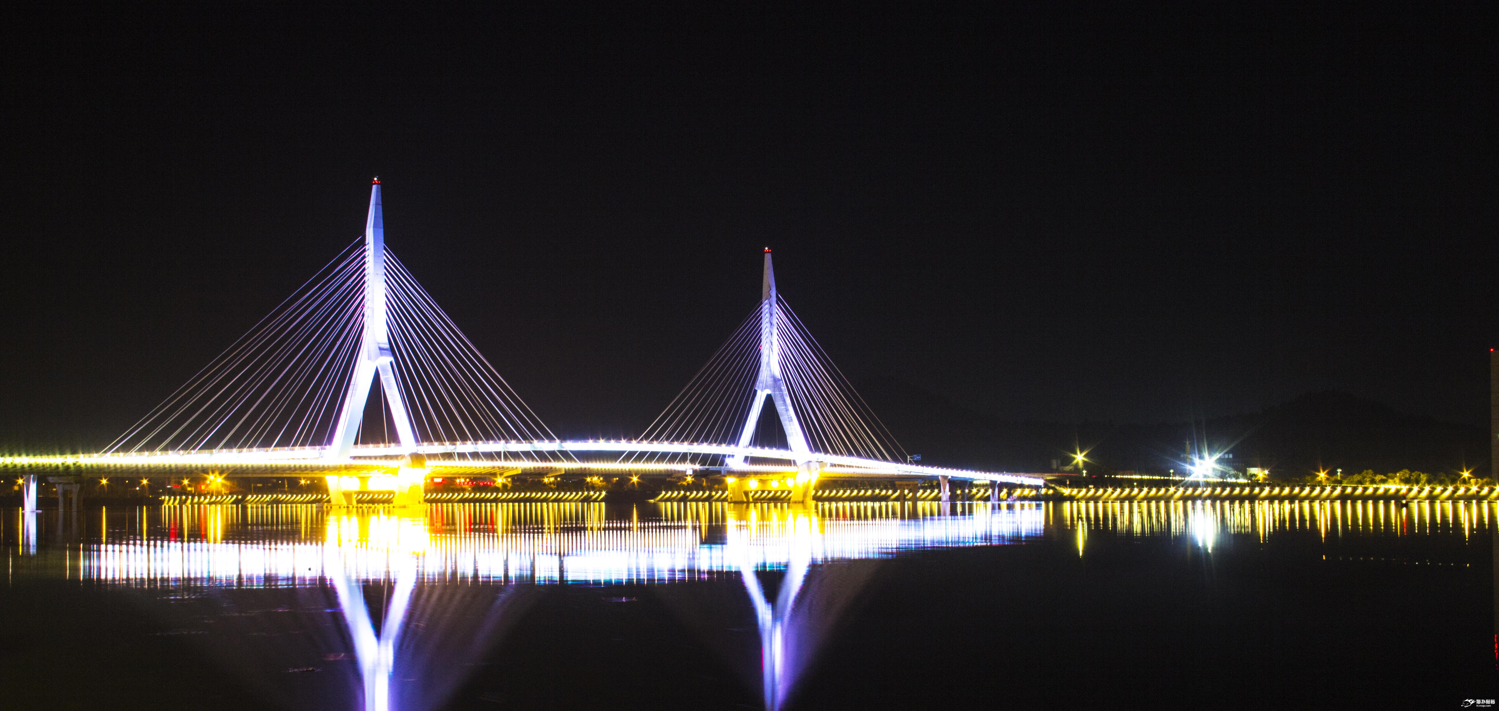 绵阳一号桥夜景图片