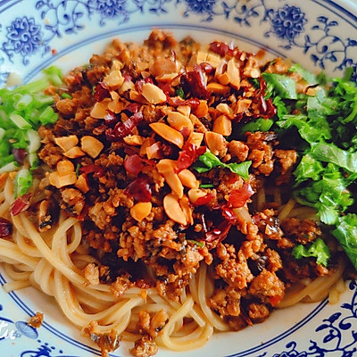 东古家味美食 有态度的勾魂拌面