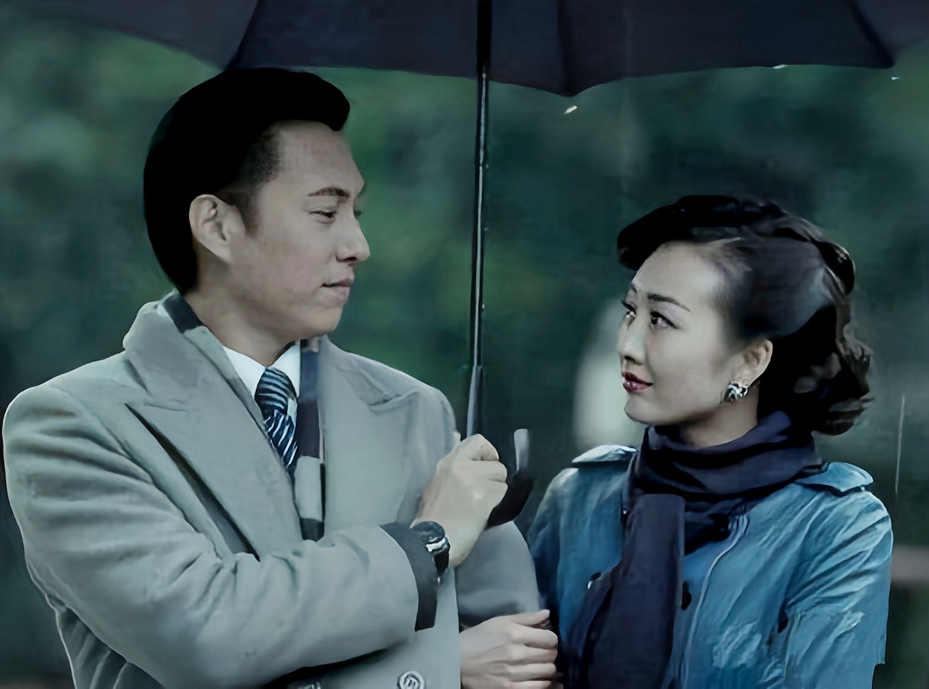 靳东演的电视剧哪部比较出名?靳东他演过哪些经典角色?