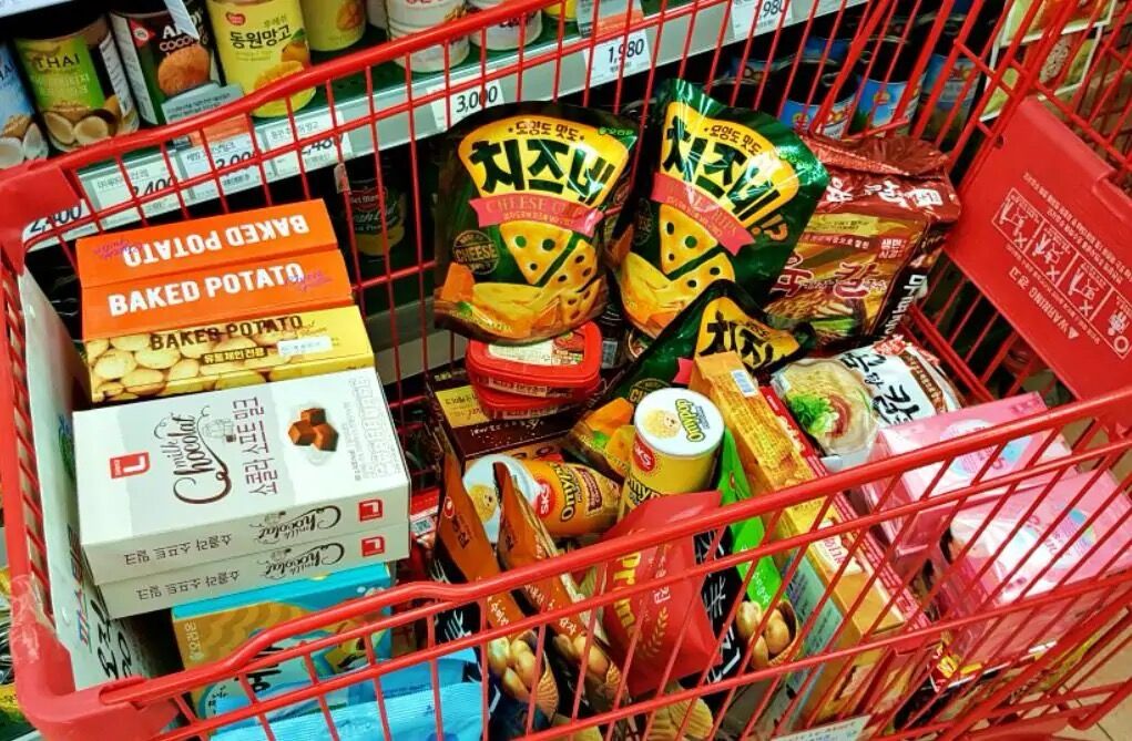 超市中,这4款零食"包装丑",味道却顶呱呱,遇见别忽略