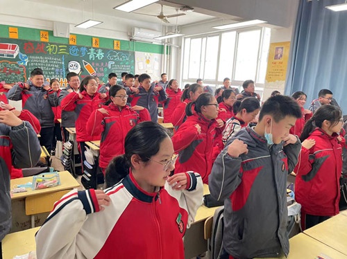 文津中学开展心理健康辅导活动