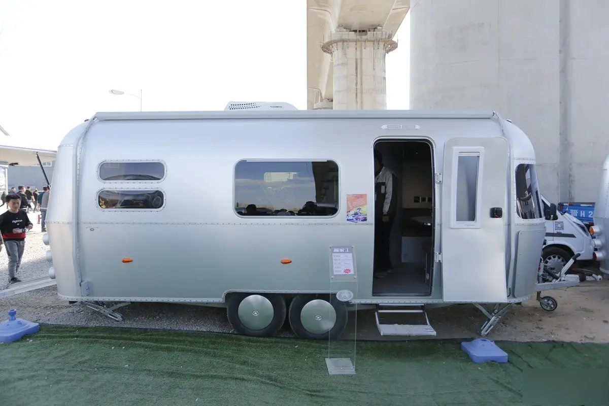 外形酷似太空舱的星舟房车3款公路拖挂房车推荐