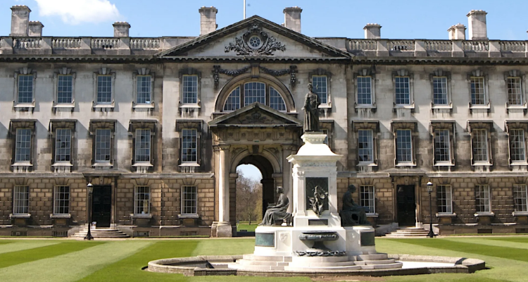 kcl相当于国内什么大学