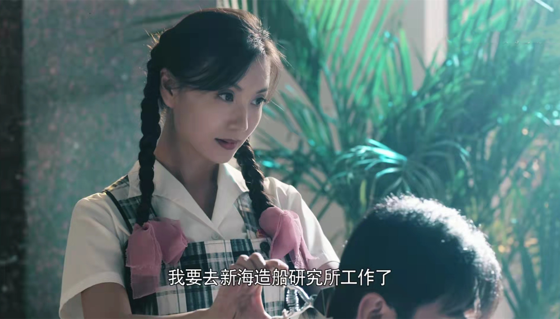 青涩的刘烨,陈好在老电影《那人那山那狗》奉献了一场质朴的爱情
