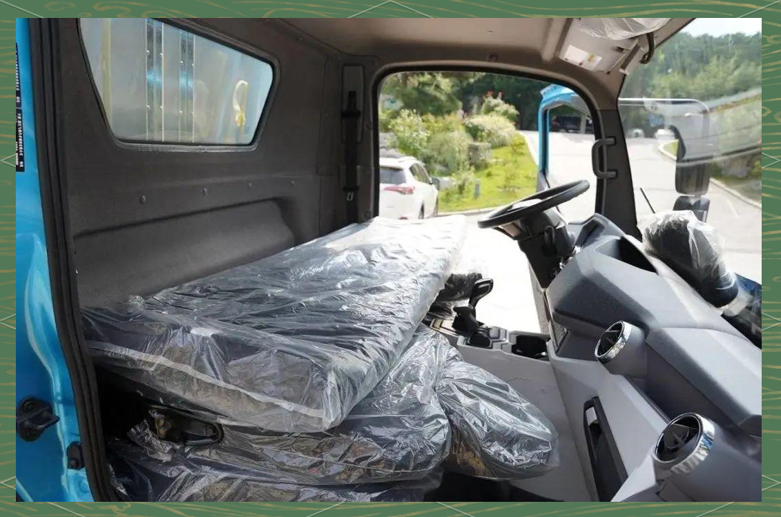 飞碟hw5绿牌混动轻卡:续航强劲,动力出众,配置豪华