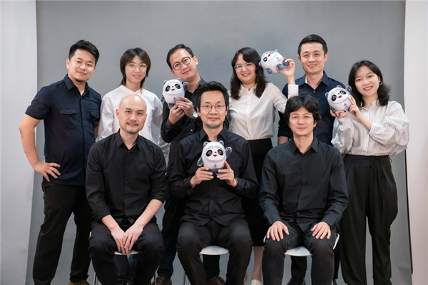 "冰墩墩"设计总执行刘平云:为了胖胖的"冰墩墩",我瘦了十几斤