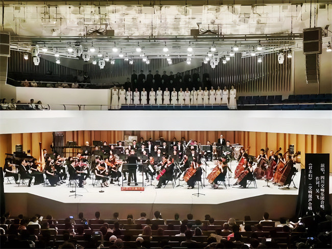 献上一场"有温度的乐音" 73岁川籍作曲家杨新民举办专场音乐会