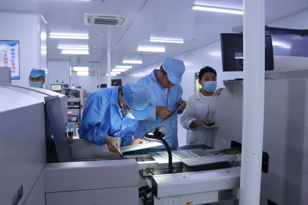 自贸试验区红河片区首单保税加工业务落地