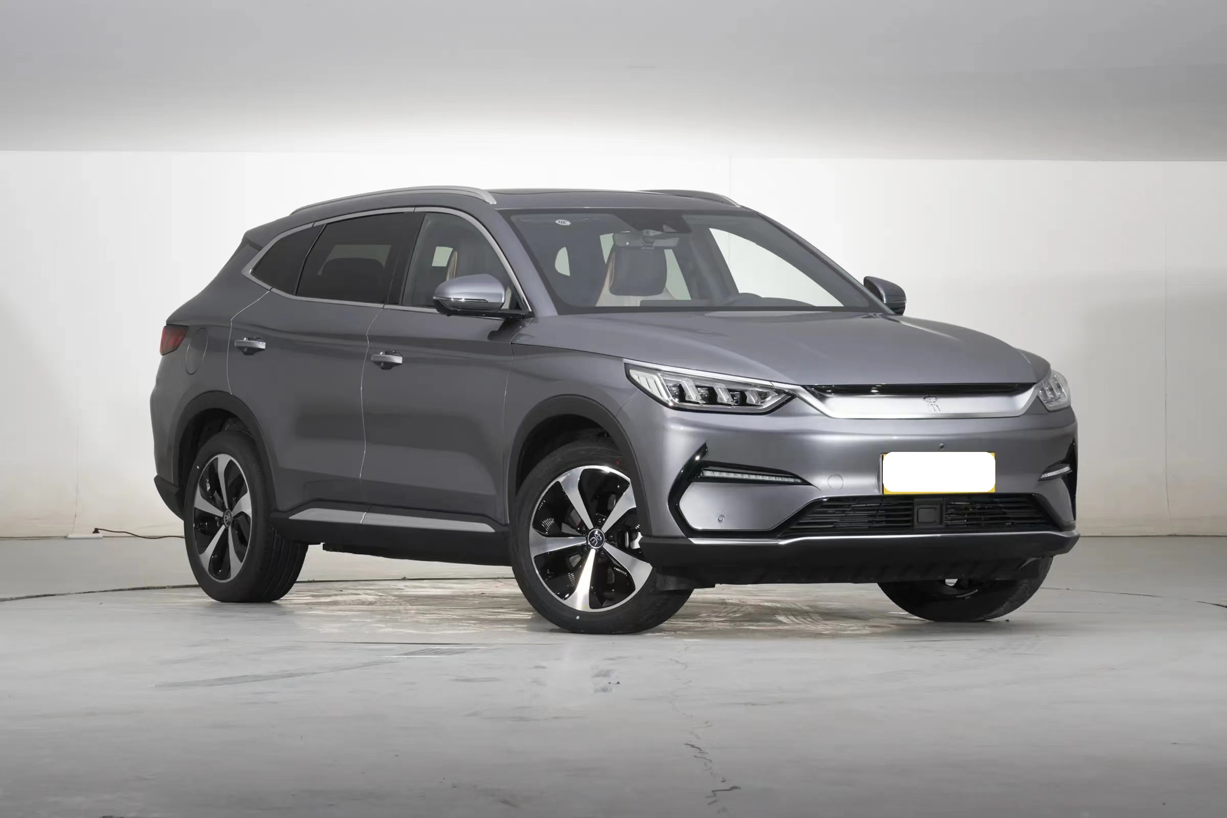 宋plus ev:5门5座suv,续航里程505km,指导价20.38万