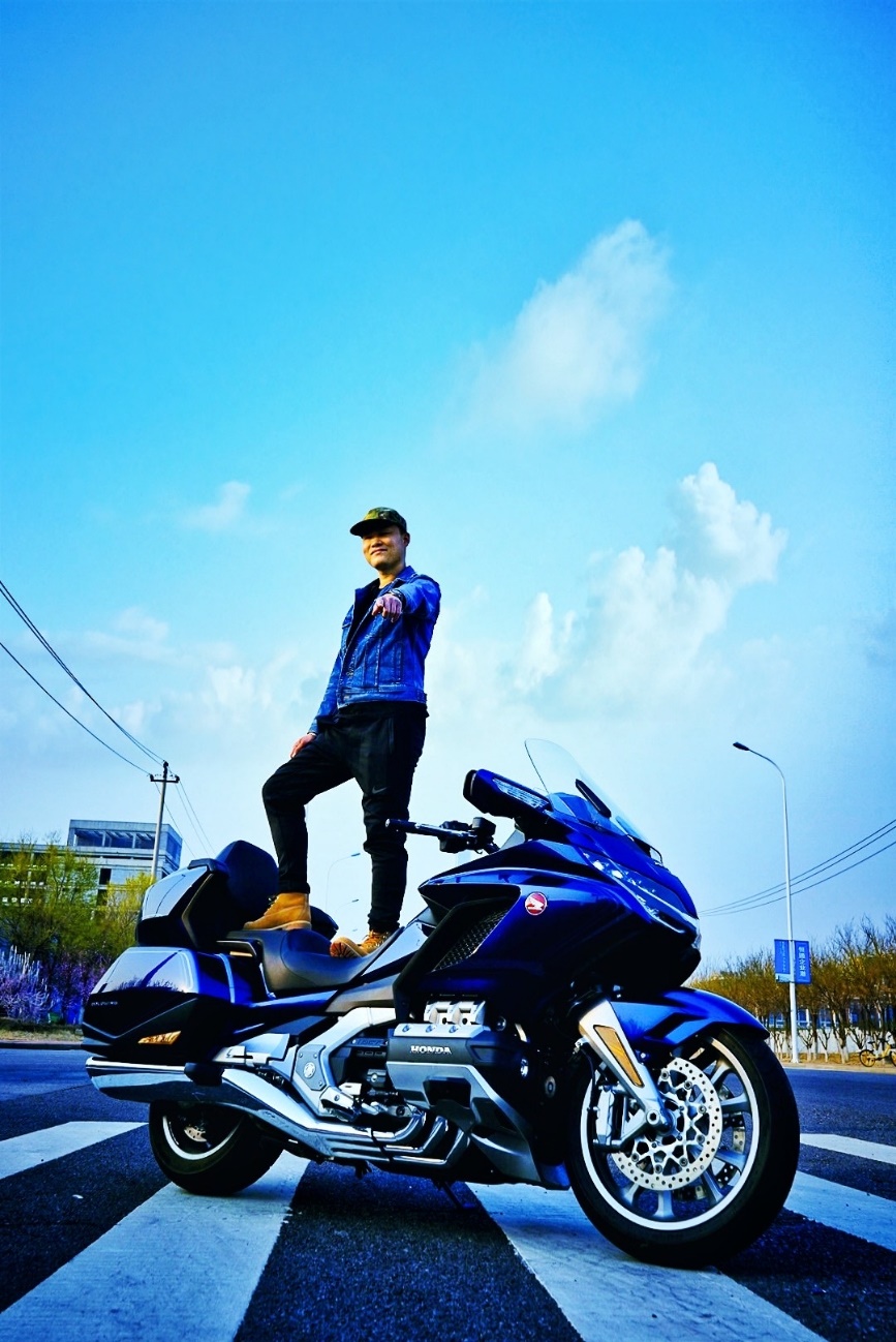 我在快手卖摩托:一年卖出2000台,最远卖到了越南