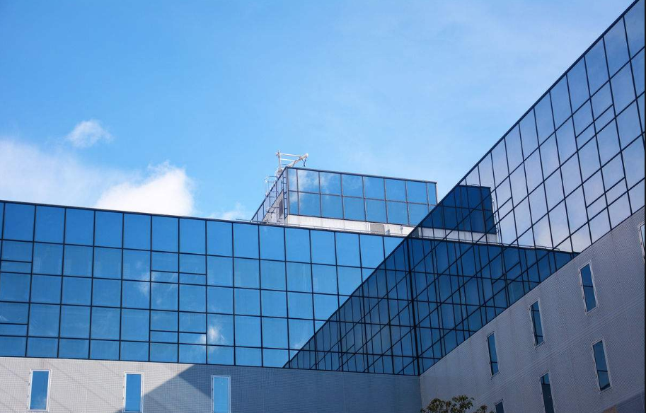 玻璃幕墙的开窗形式