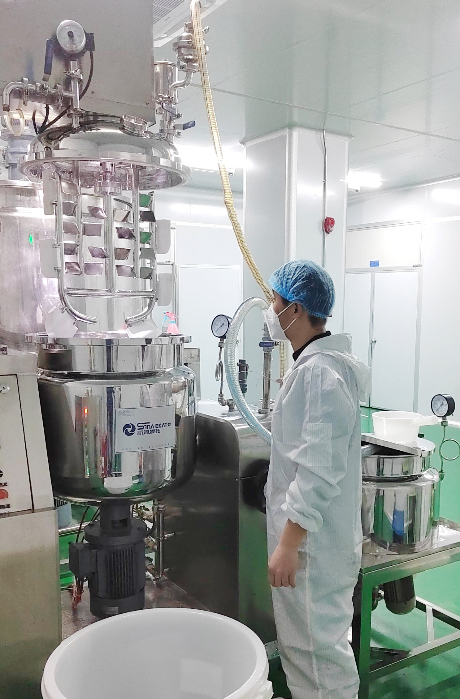 新起点,新征程!acumoxi全新化妆品生产线正式启动!