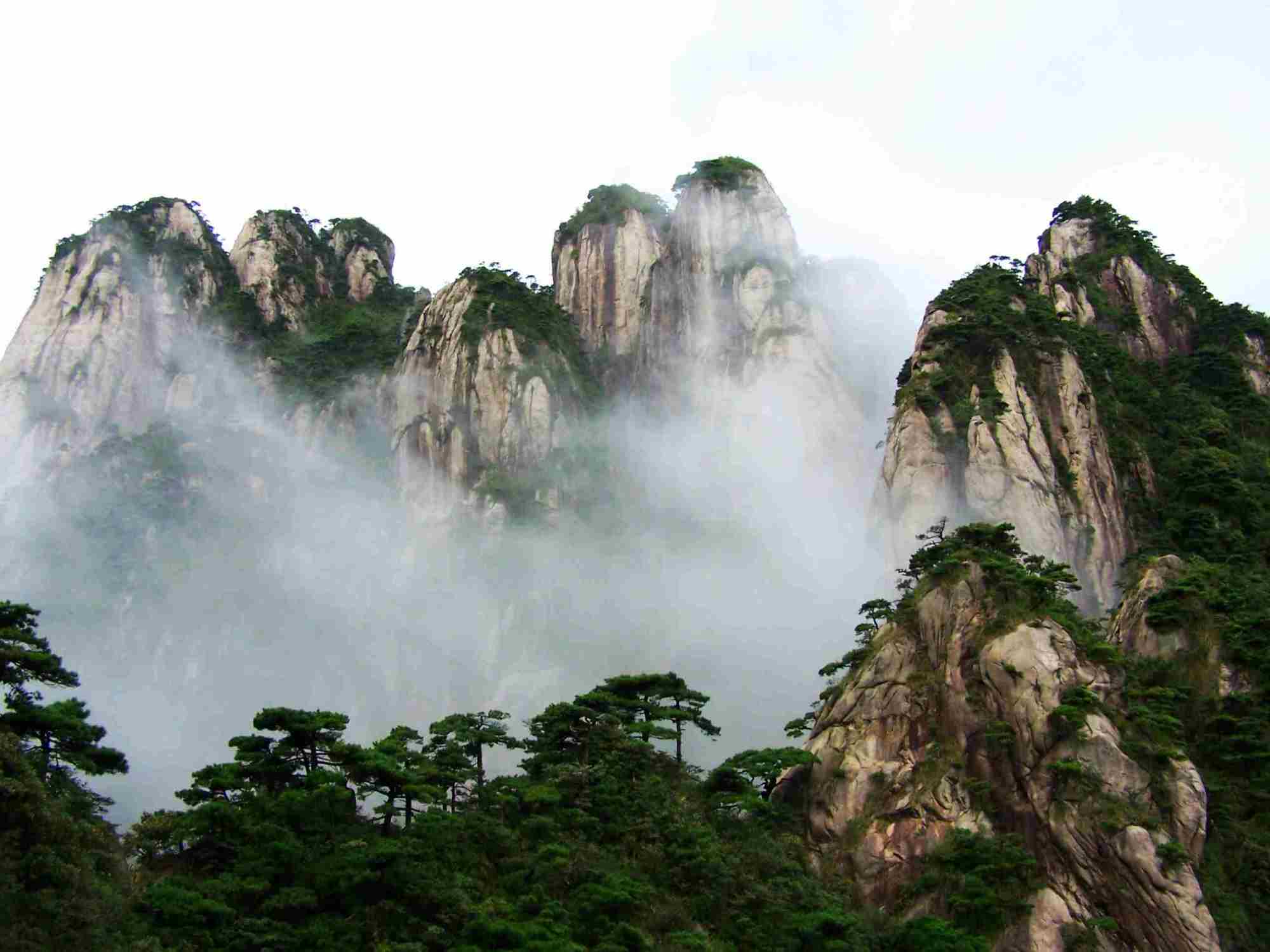 江西三大5a级景区,被诗仙盛赞的世界名山,去过的都流连忘返