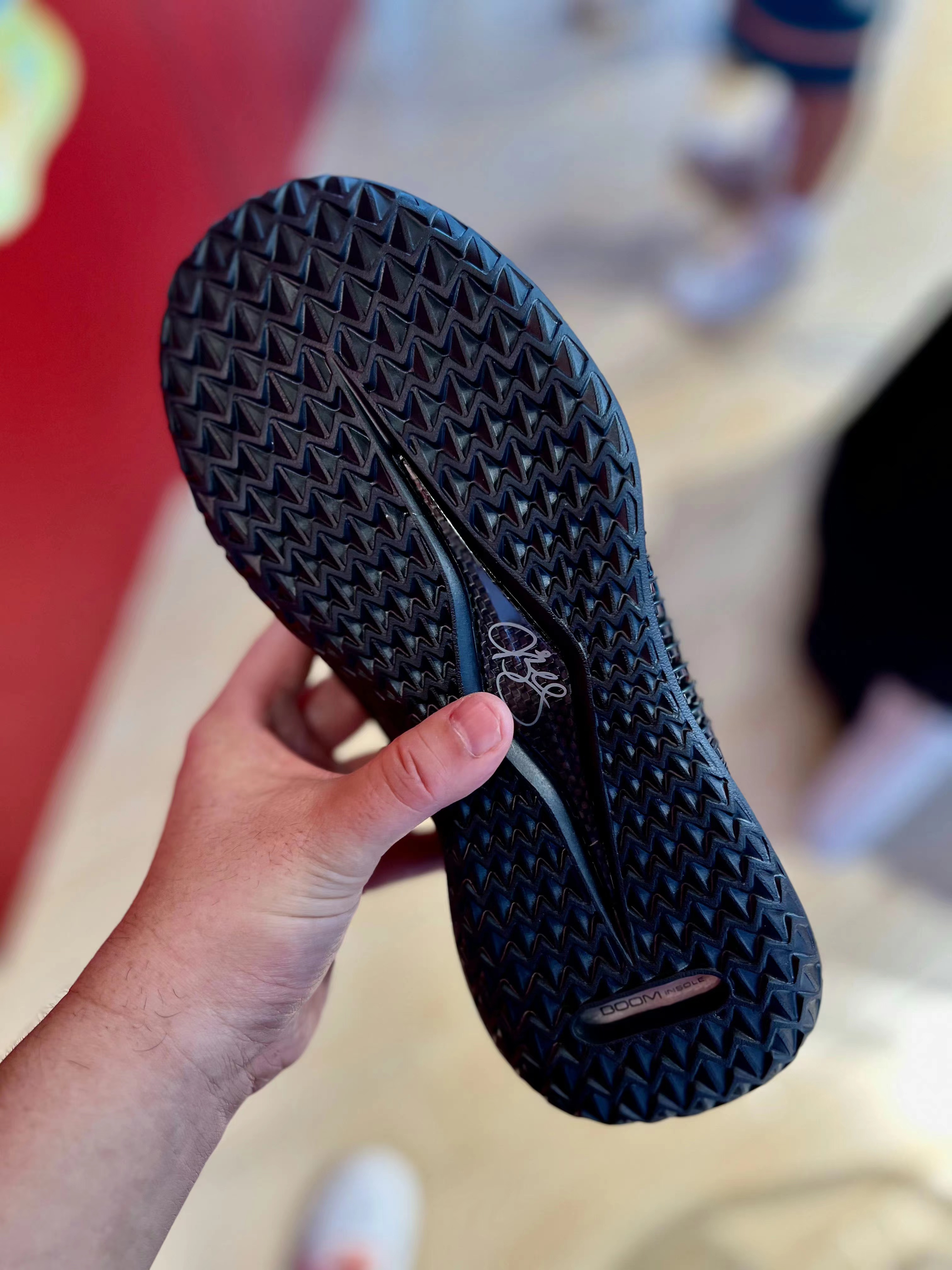 李宁巴特勒一代签名球鞋黑白纯色版本曝光!不愧是目前李宁的头牌