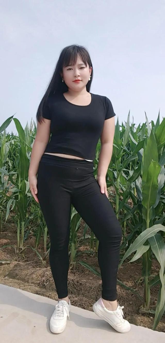 淳朴的农村单身妹子