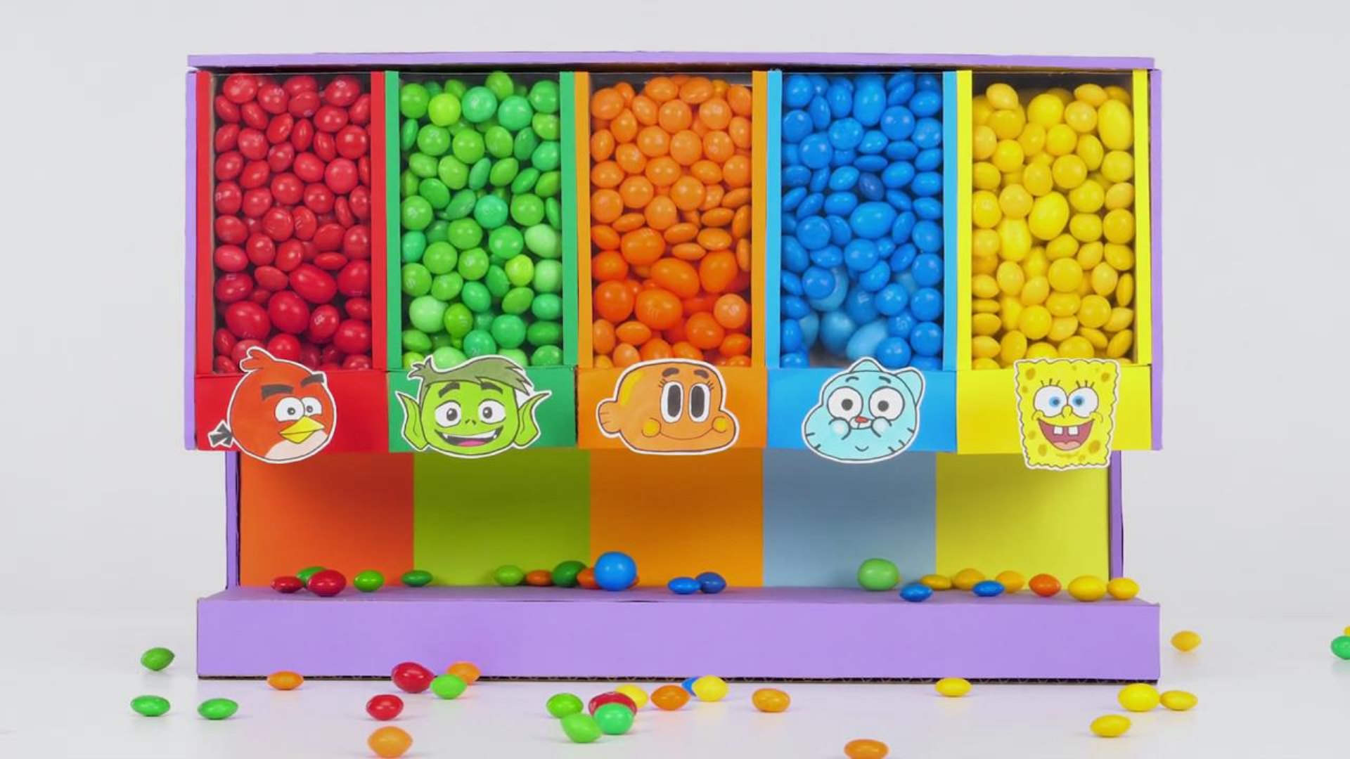 手工纸板diy,带你学习如何制作好玩的自助糖果机!