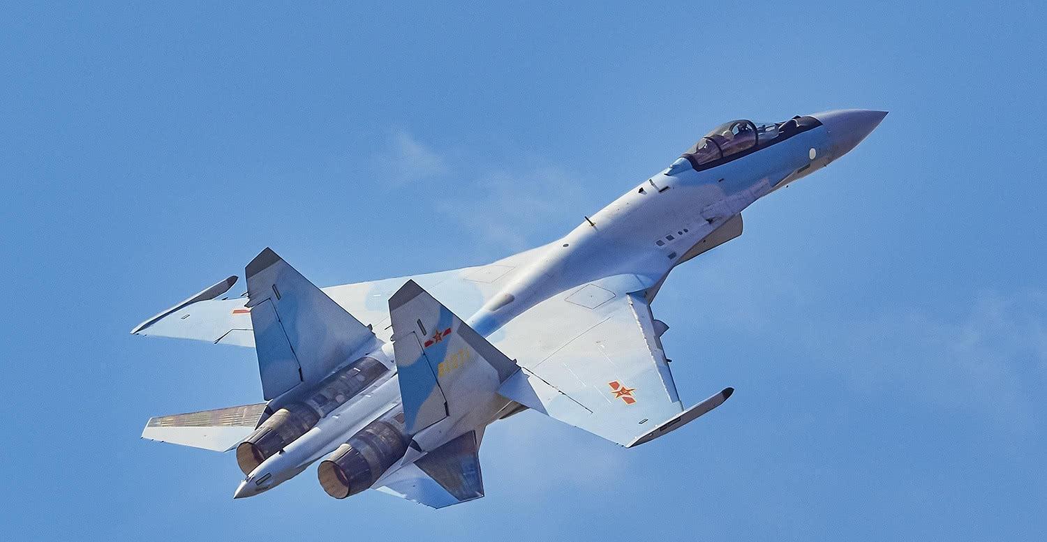 中国歼-16已经超200架,歼-16不是很贵吗?为何还买这么多?