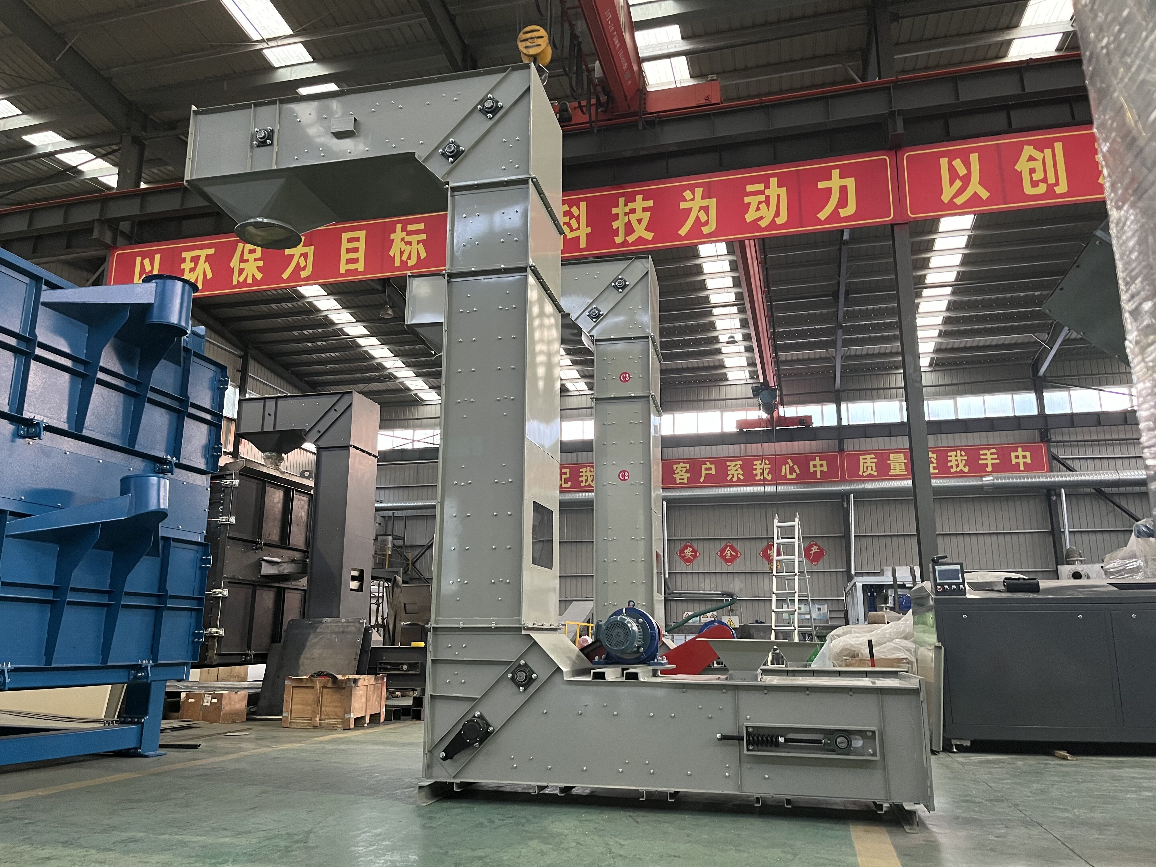 带你认识什么是z型提升机