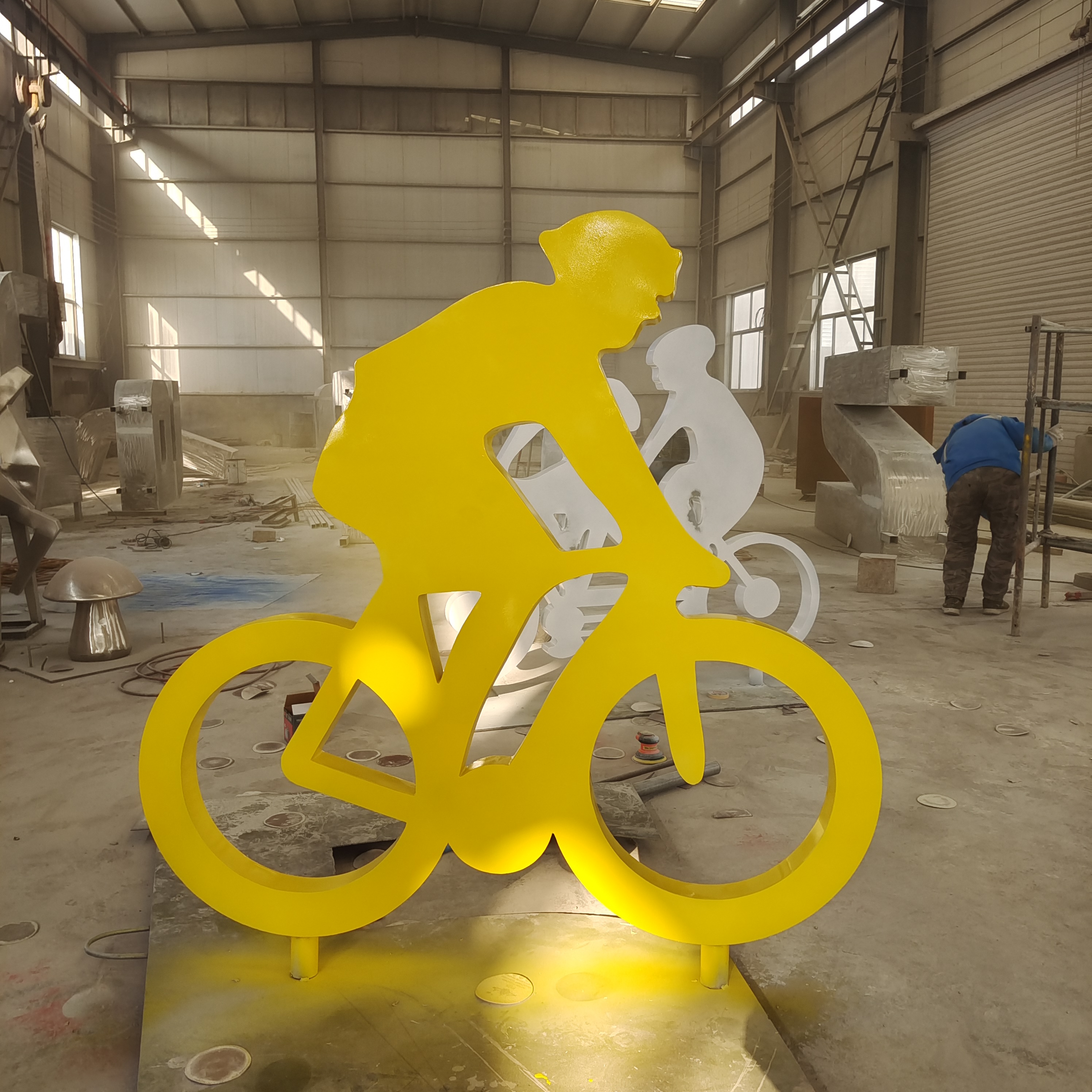 不锈钢骑车人物雕塑 运动主题雕塑