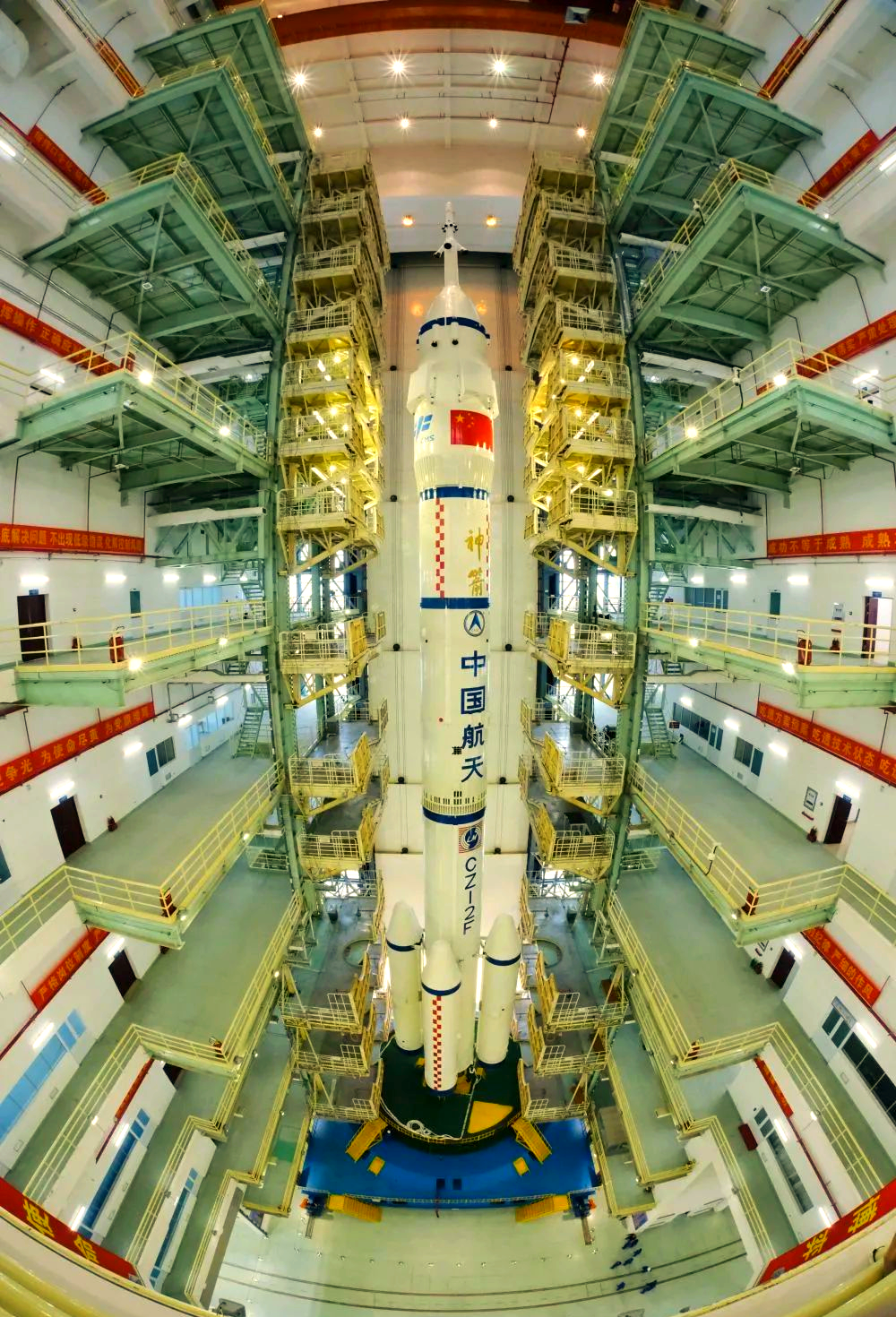 神舟十二号成功发射:中国航天新高度,空间站建设新时代