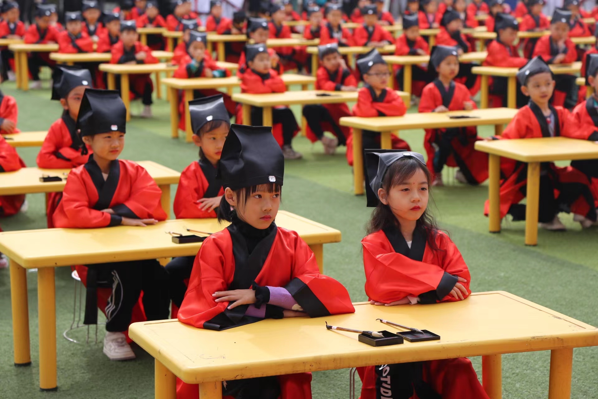 河北保定:河北小学"开蒙礼" 传统文化润童心