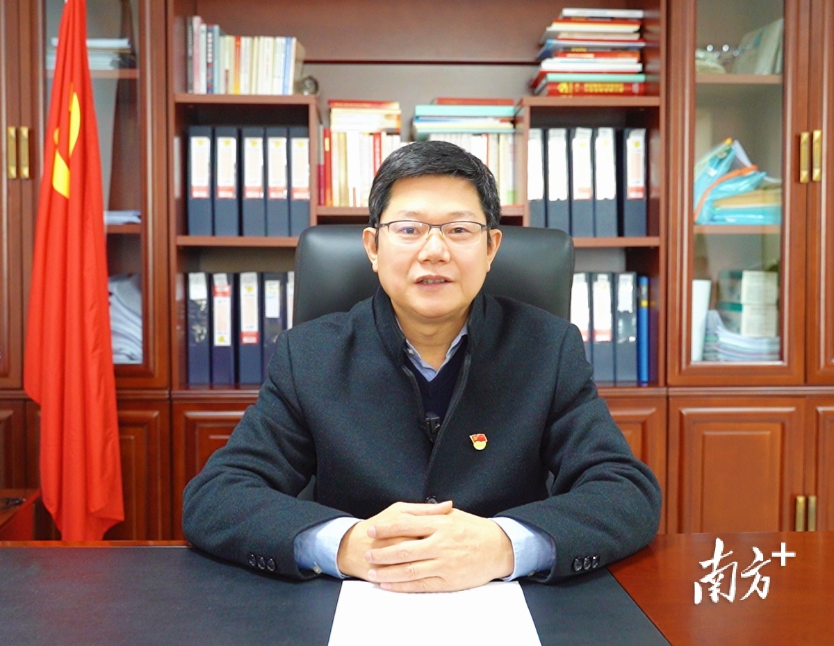 中山火炬职业技术学院党委书记邹鑫:走好"院园融合"发展之路