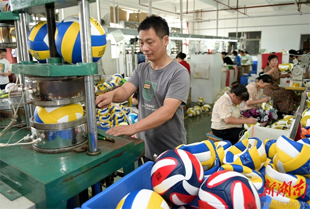 favorable policies assist foreign trade enterprises stabilizing