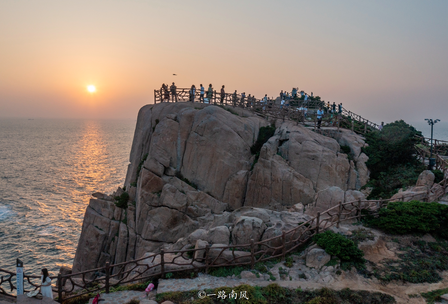 舟山嵊山岛,大陆最东的岛屿,东崖绝壁的日出好梦幻