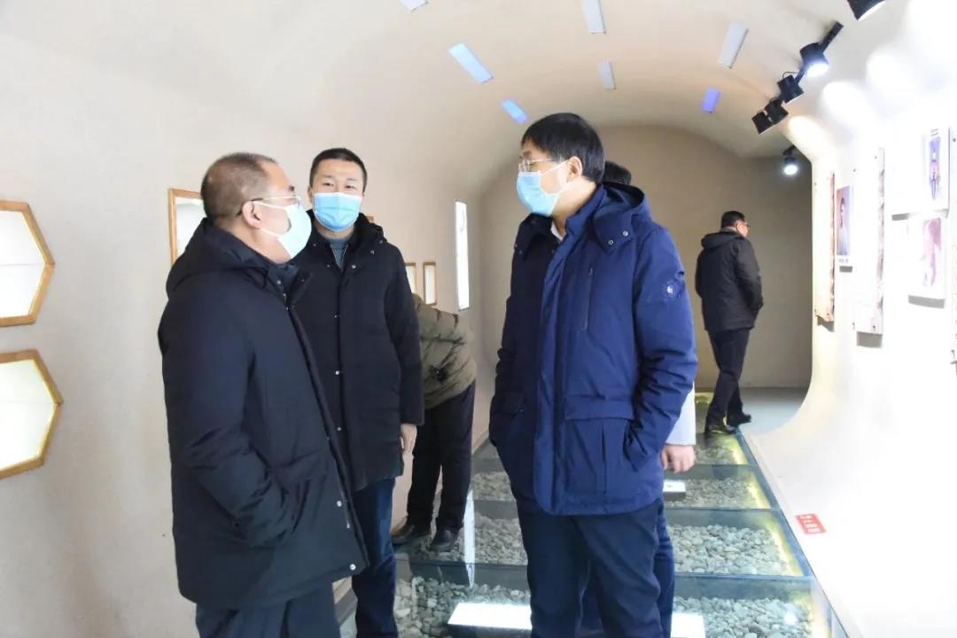 郝洪山,马荣华到绥滨农场有限公司调研