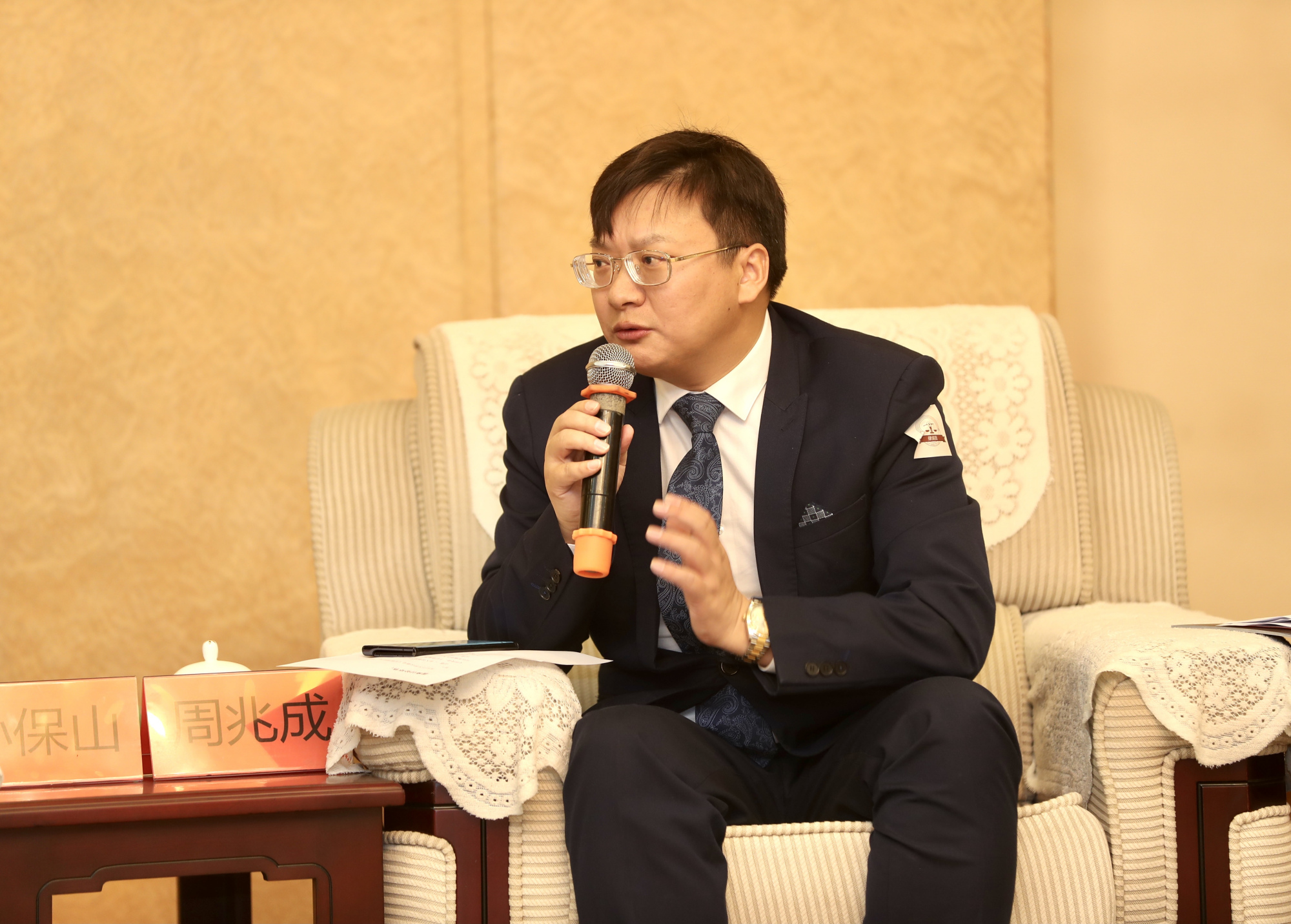 周兆成律师谈"律媒"创意:不仅有律和媒,还有学,是三者的融合