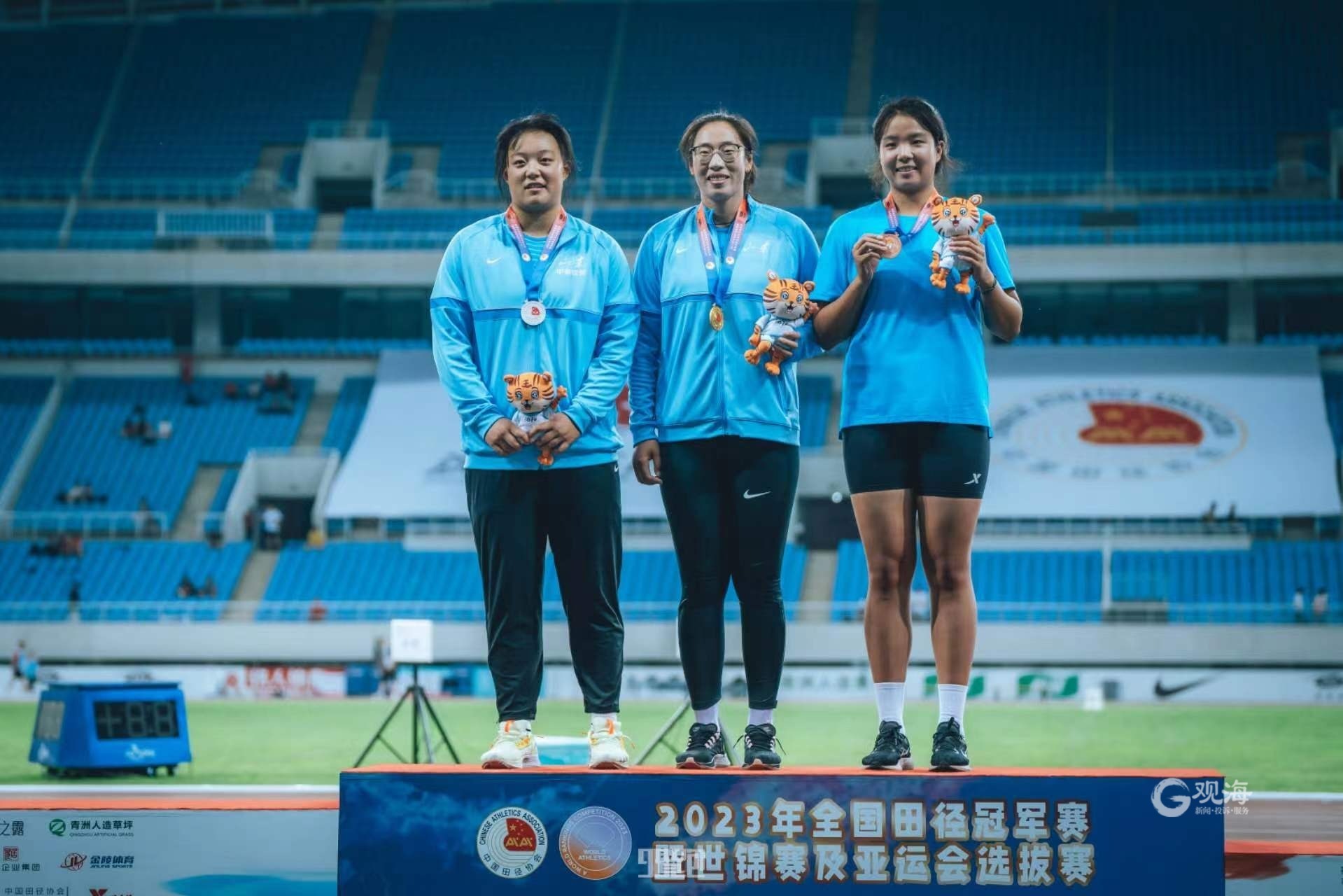 去年省运制霸今年亚运争光,这个18岁的青岛小嫚堪称"火箭少女"