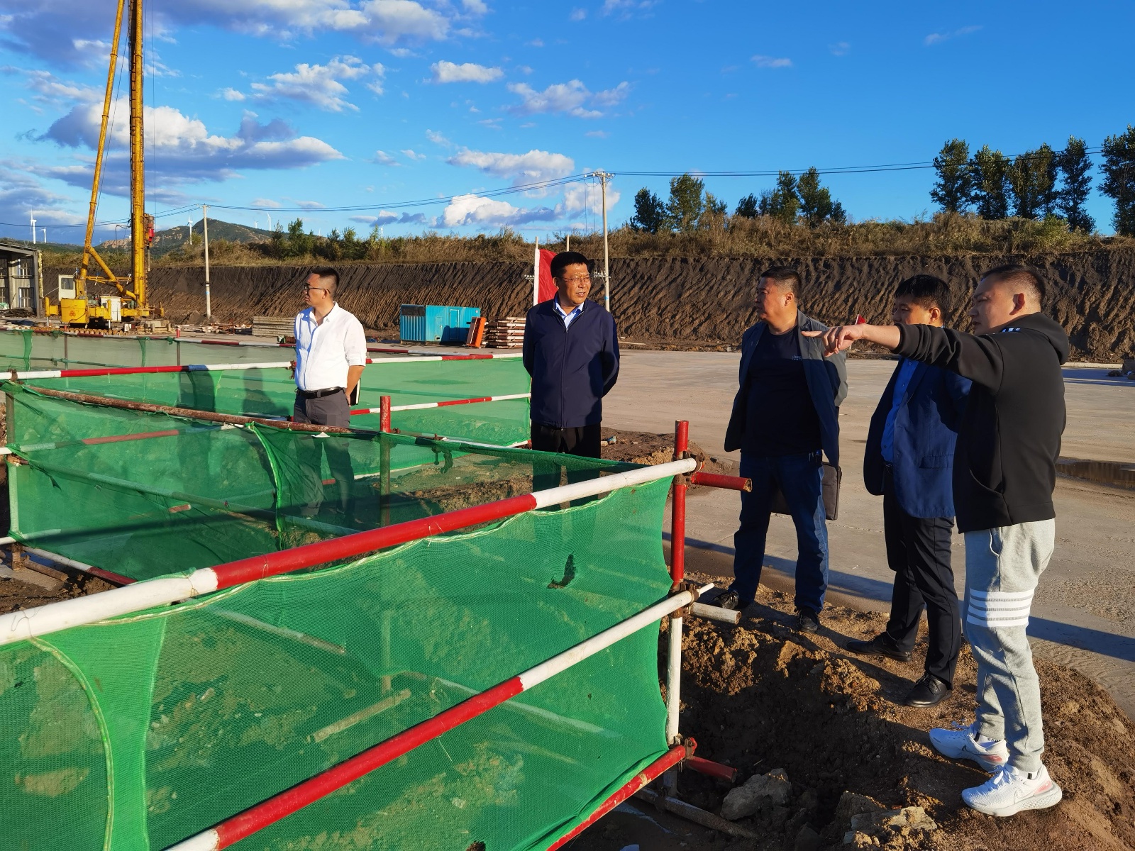 王柱率队深入新材料产业开发区调研项目