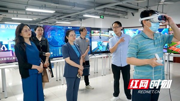 吴俞萍率队赴京开展招商考察活动