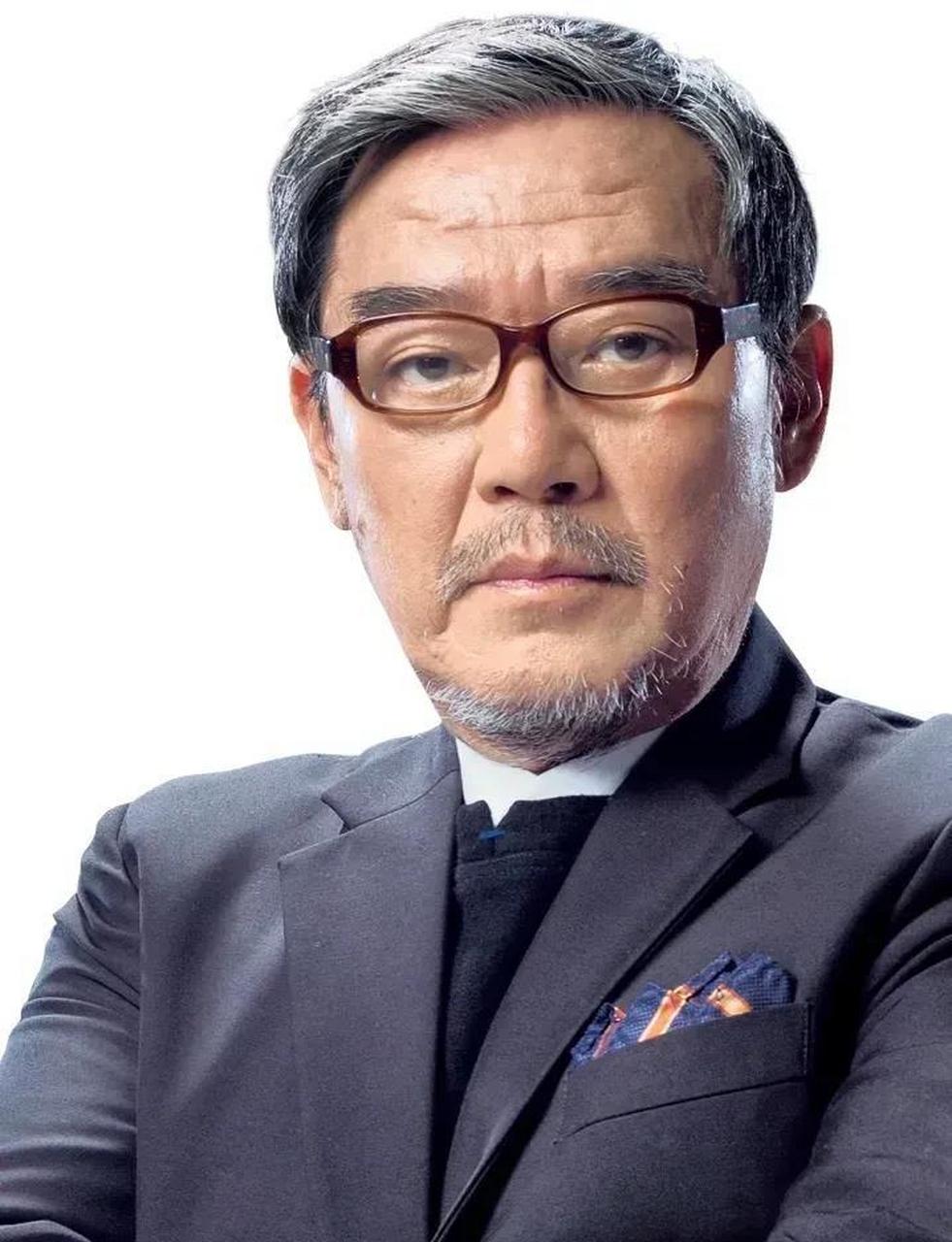 台湾籍演员,"两面人"李立群的回应来了❗ 稍早时,台湾演员李立群在