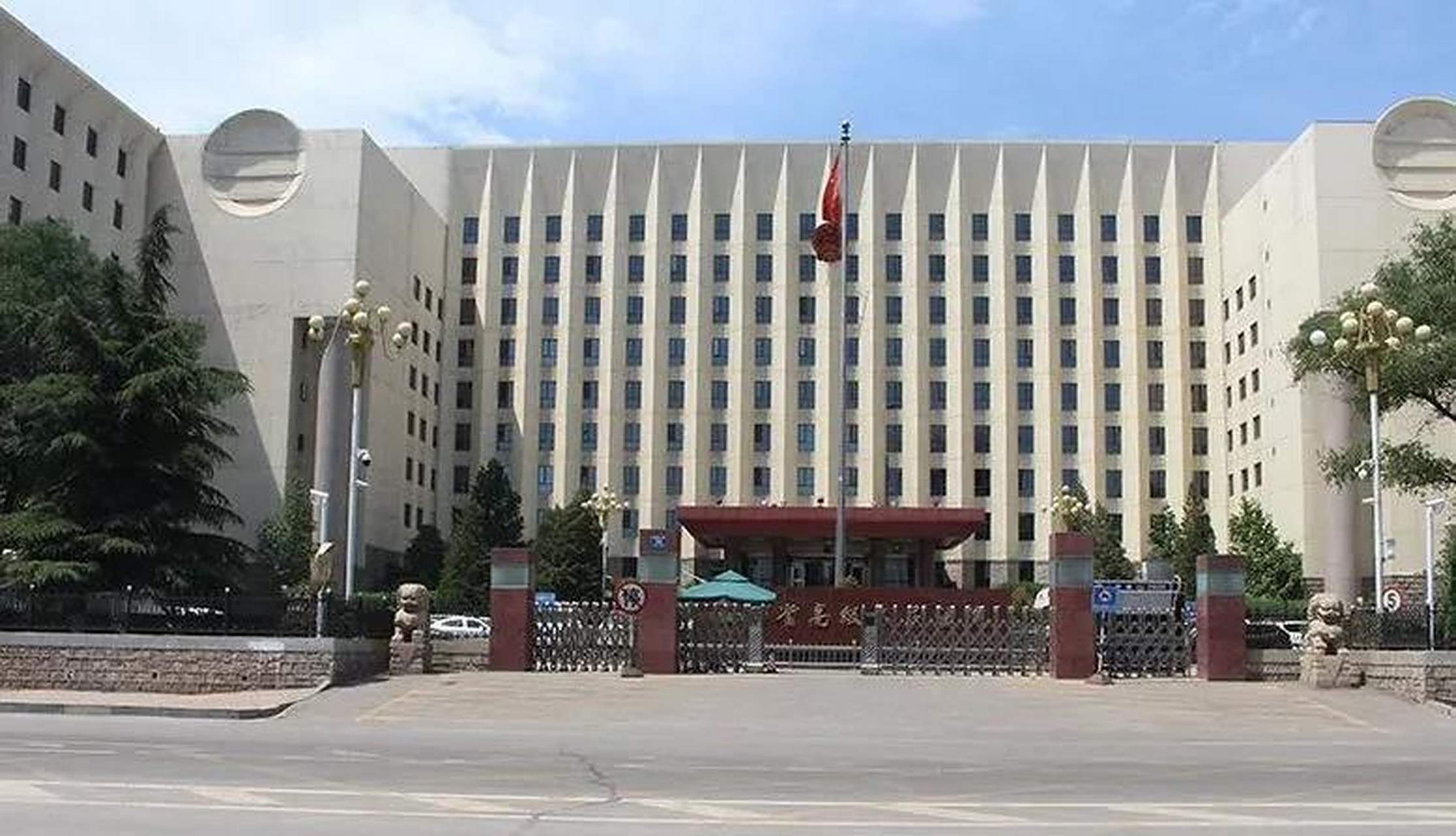 图1山西省高级法院大楼 图2太原市中级法院大楼 图3忻州市中级法院