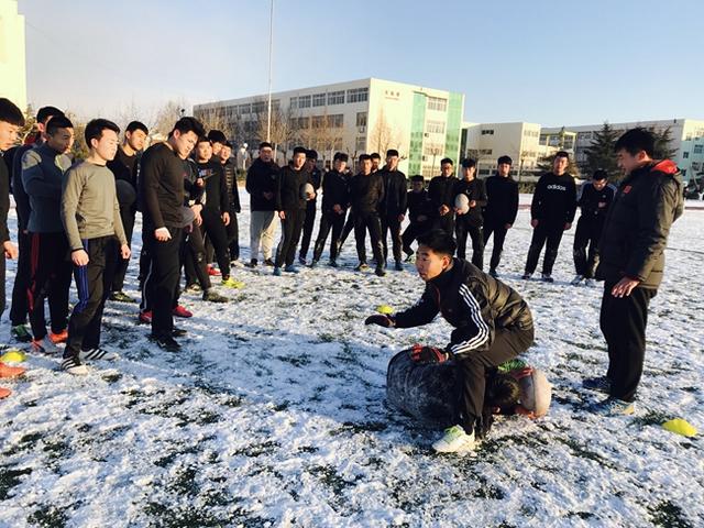 山东省华侨中学橄榄球主教练耿琦:信达天下,生而为赢