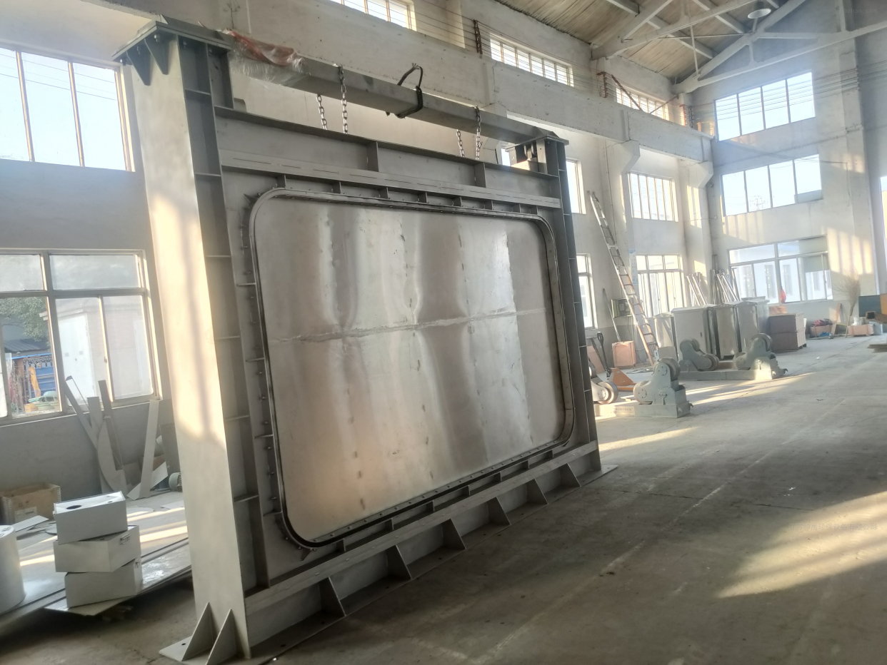 液动调流闸门液动下开式堰门介绍