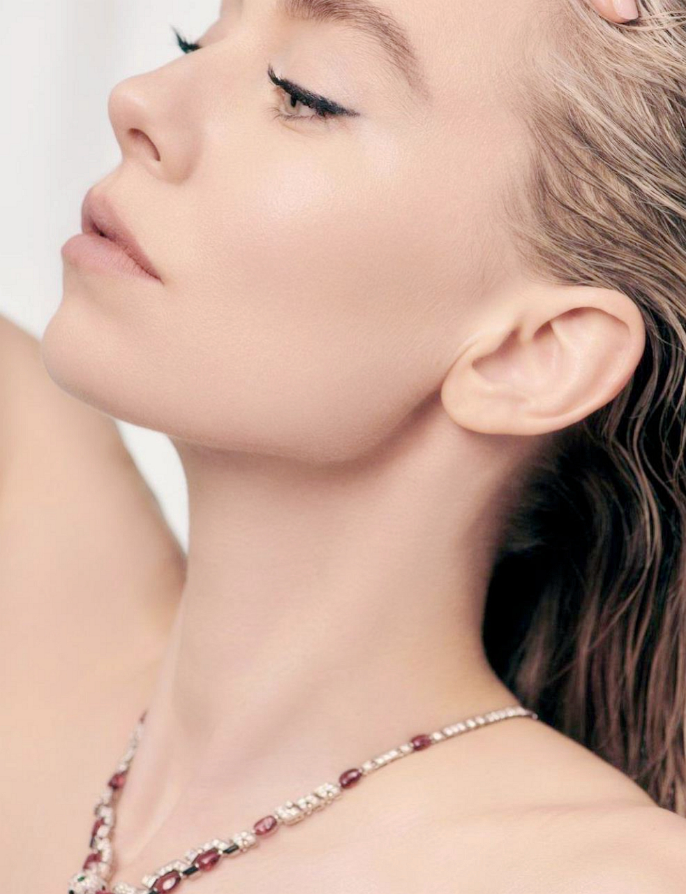 vanessakirby从王冠的玛格丽特公主,到碟中谍的"白寡妇",再到金狮影后