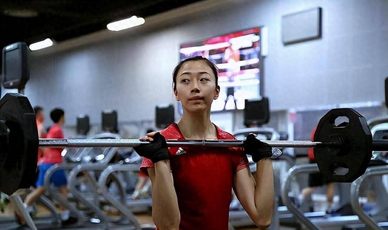 江苏女排新星首登二传榜首,名帅之女排名下滑,刁琳宇未上榜