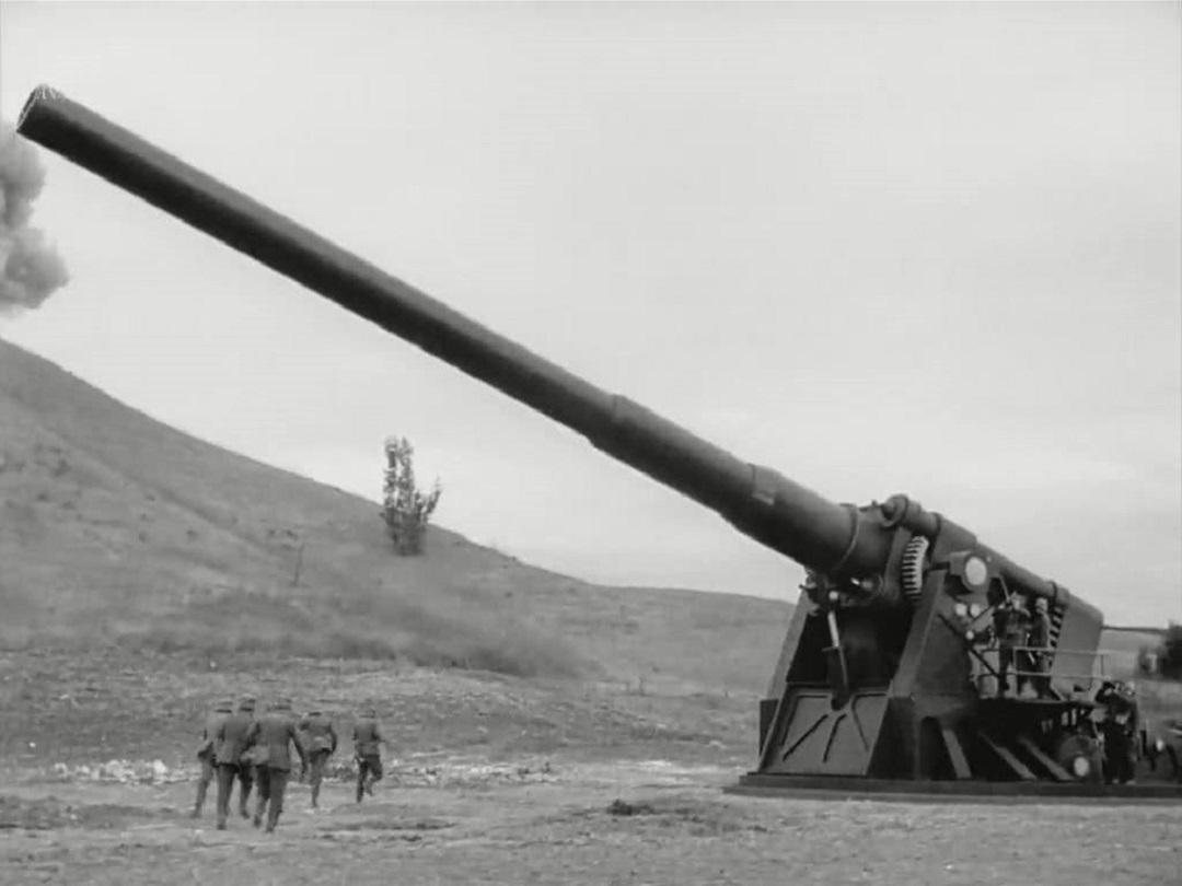 古斯塔夫巨炮:操作一台跑需4000多人,二战出现过两次