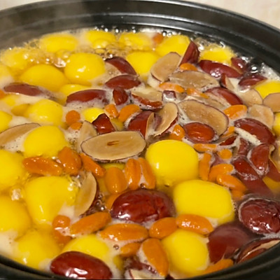 懒人必备这道南瓜米酒汤圆,简单几步,十分钟就上桌