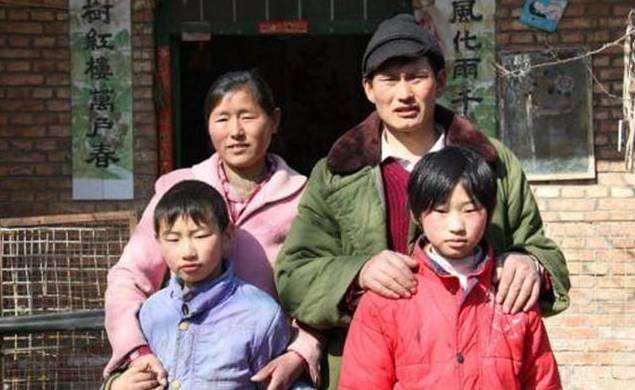 农村这个地方,重男轻女现象,比较普遍