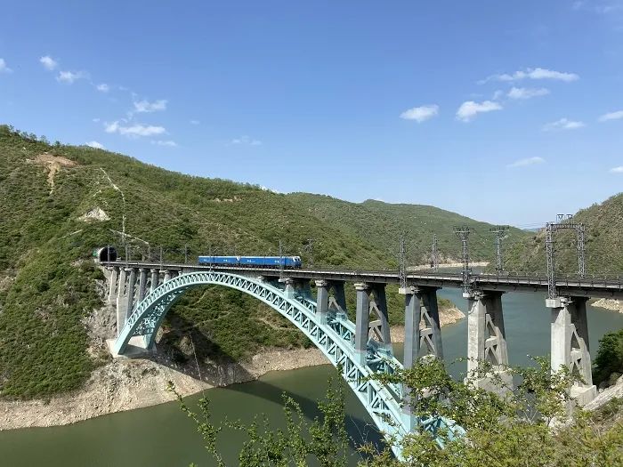 这条北煤南运大通道打通公转铁"最后一公里"