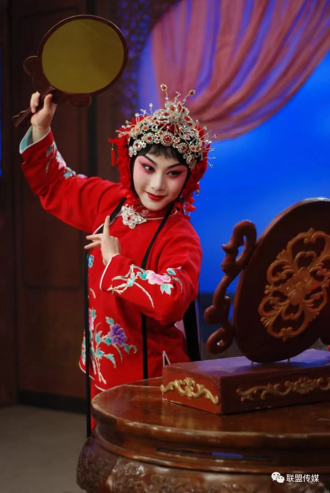 为了打造京剧影响力,张欢多次带团赴北京,天津,广东,广西及新西兰