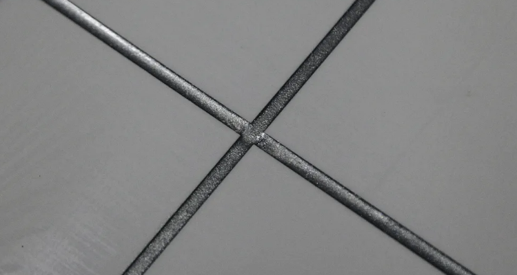 浅色地砖用什么颜色美缝